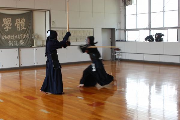 画像に alt 属性が指定されていません。ファイル名: R20901bu_kendo-2.jpg